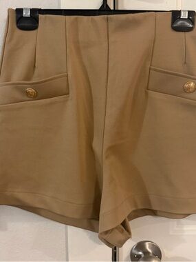 H&M Tan High-Waist Tailored Bermuda Shorts with Gold Buttons
